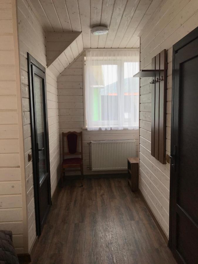 Готель Вікторія Volovăţ Exterior foto